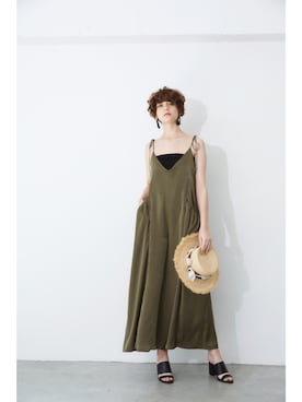 「アイテム（オールインワン・サロペット）」を使った、ECLINさん（レディース・175cm）の春コーディネート