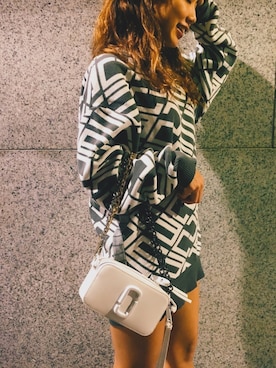 「MARC JACOBS（マークジェイコブス）のアイテム（ハンドバッグ）」を使った、ASHさん（レディース・153cm）の秋コーディネート