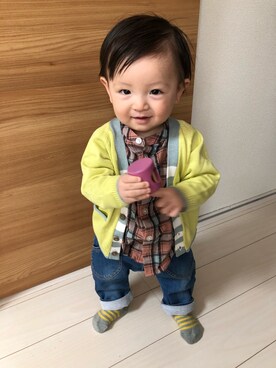 「combimini（コンビミニ）のアイテム（パンツ）」を使った、keitaさん（キッズ・70cm）の春コーディネート