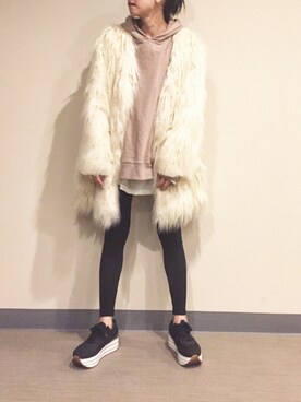 知久友里恵さん（レディース・164cm）の冬コーディネート