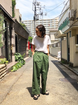 知久友里恵さん（レディース・164cm）の春コーディネート