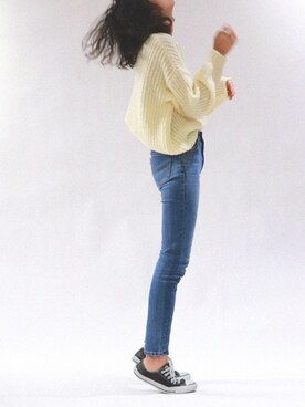 「Ungrid（アングリッド）のモヘアライクショートニット（ニット/セーター）」を使った、知久友里恵さん（レディース・164cm）の秋コーディネート