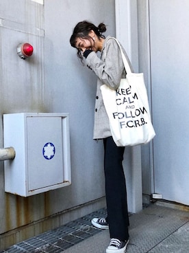 知久友里恵さん（レディース・164cm）の秋コーディネート