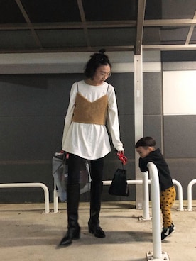 「Ungrid（アングリッド）のアイテム（シューズ）」を使った、知久友里恵さん（レディース・164cm）の冬コーディネート
