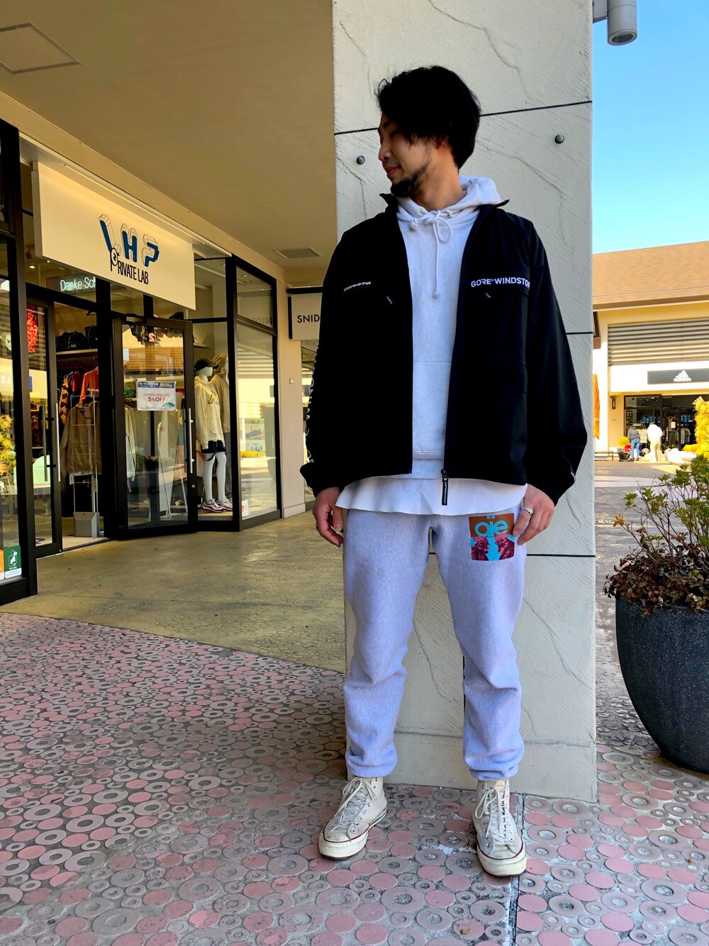 「thisisneverthatのアイテム（ブルゾン、ブラック系）」を使った、ツネマツさん（メンズ・187cm）の冬コーディネートの1枚目の写真