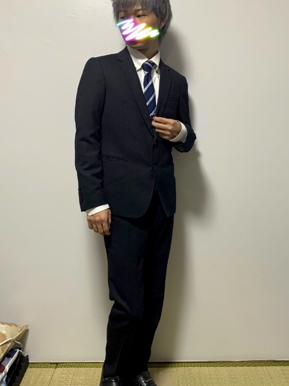 「おしゃれさんと繋がりたい、大人コーデ、新社会人、スーツスタイル、卒業式、入社式、入学式、いいね、save、フォローお願いします🤑、シンプル、春」｜「スーツのAOKIのアイテム（スーツジャケット、ブラック系）」を使った、poticodeさん（メンズ・167cm）の冬コーディネートの1枚目の写真