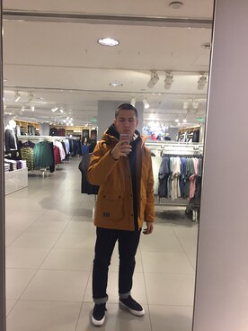 「H&M（エイチ・アンド・エム）のアイテム（ピーコート）」を使った、ちょう先森さん（メンズ・181cm）の冬コーディネート