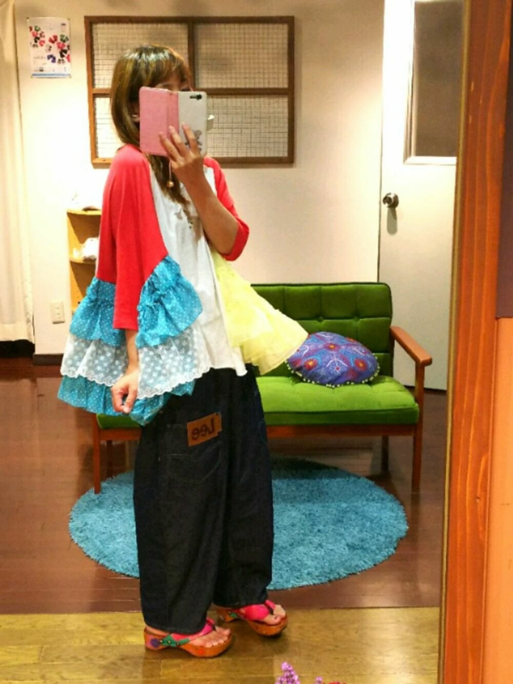 「リメイク、ダメージデニムパンツ、古着、潮干狩り、ふとパンツ、デニム、カジュアルコーデ、ボーイッシュ、Tシャツ、大人カジュアル」｜「あさりくんとはまぐりくんのアイテム（雑貨/ホビー、その他）」を使った、yasuyoさん（レディース・158cm）の夏コーディネートの1枚目の写真