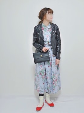 「シャツワンピ」｜「アイテム（ライダースジャケット）」を使った、あやかさん（レディース・165cm）の春コーディネート
