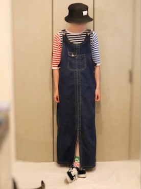 「カラーソックス」｜「アイテム（ジャンパースカート）」を使った、あやかさん（レディース・165cm）の夏コーディネート