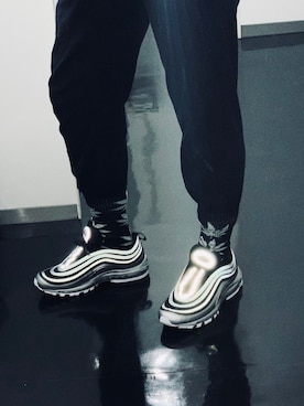 「原宿」｜「アイテム（チノパンツ）」を使った、小林馬場さん（メンズ・183cm）の春コーディネート
