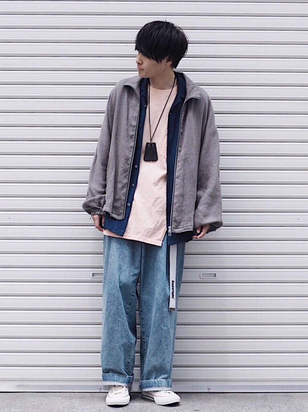「休日スタイル、カジュアル、春コーデ、ビッグシルエット、ootd、STUDIOUS、STUDIOUS SELECT(STUDIOUS SELECT)」｜「URUのアイテム（ブルゾン、グレー系）」を使った、Ryoさん（メンズ・168cm）の春コーディネートの1枚目の写真