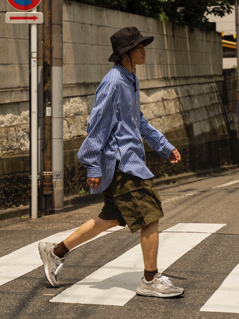 「ハーフパンツ、夏コーデ、ハット、スニーカーコーデ、オーバーサイズ、低身長、ootd」｜「RYO TAKASHIMAのアイテム（シャツ/ブラウス、ブルー系）」を使った、Ryoさん（メンズ・168cm）の夏コーディネートの1枚目の写真