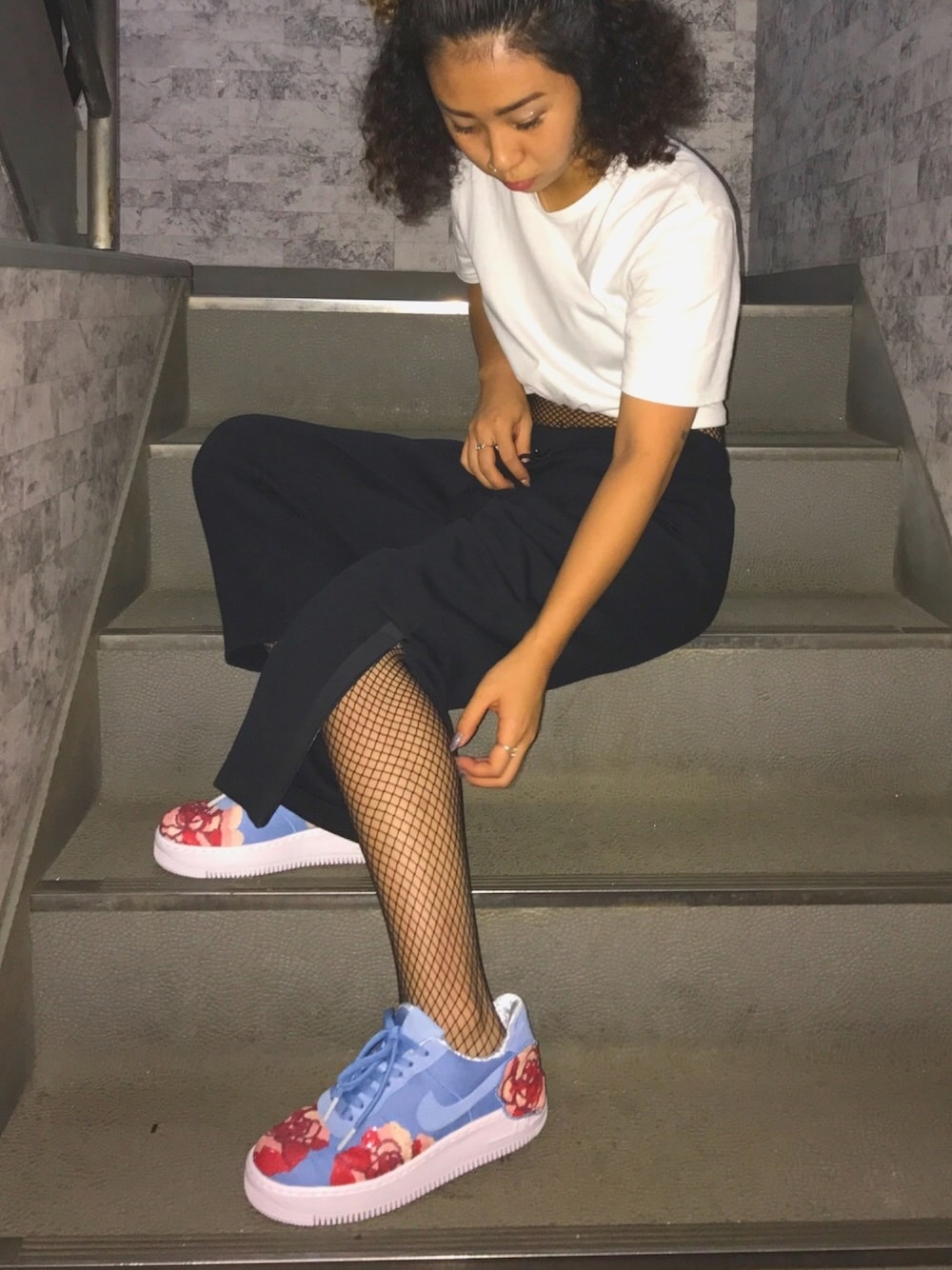 「シンプル、秋服、秋コーデ、低身長、おしゃれさんと繋がりたい、スウェット、ナイキ、オトナカジュアル、ドラフトナイキ」｜「NIKEのNIKE WMNS TECH FLEECE KNIT PANT【SP】（その他パンツ、ブラック系）」を使った、Zuuuuyuuuuさん（レディース・154cm）の秋コーディネートの1枚目の写真