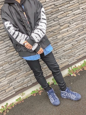 「NIKE（ナイキ）のアイテム（スニーカー、ブルー系）」を使った、やまさん。さん（メンズ・160cm）の冬コーディネート