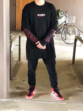 「H&M（エイチ・アンド・エム）のアイテム（Tシャツ/カットソー、ブラック系）」を使った、やまさん。さん（メンズ・160cm）の春コーディネート