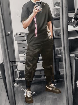 「Supreme （シュプリーム）のアイテム（トップス、ブラック系）」を使った、やまさん。さん（メンズ・160cm）の夏コーディネート