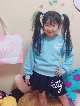 「アイテム（スカート）」を使った、manaさん（キッズ・110cm）の冬コーディネート