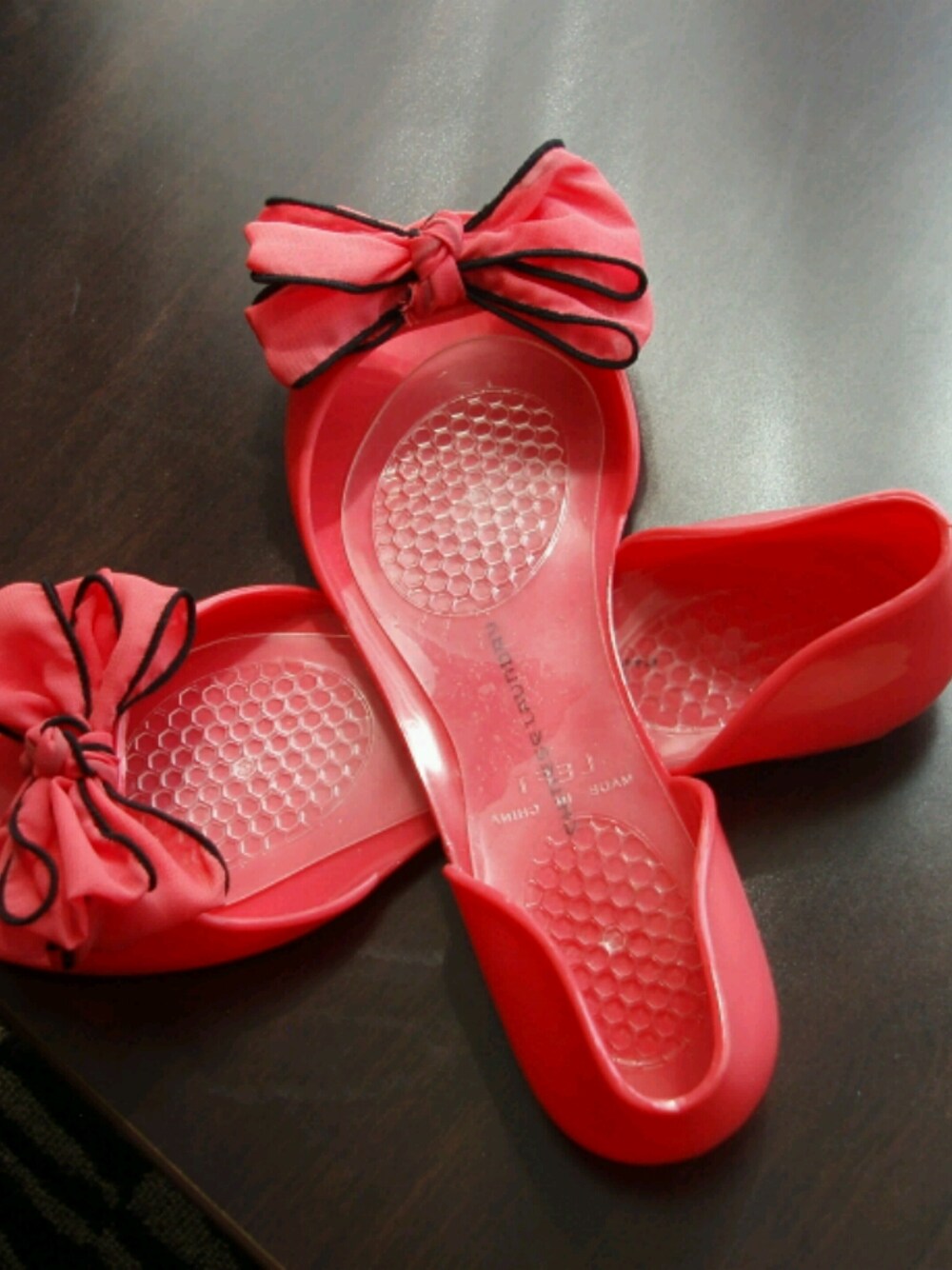 「Betsey Johnson、flats」｜Doris Romulusさんの夏コーディネートの1枚目の写真