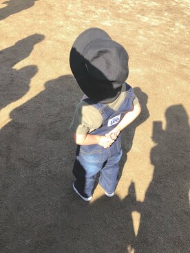 「BUDDY Lee（バディーリー）のアイテム（パンツ）」を使った、uki&naruさん（キッズ・100cm）の秋コーディネート