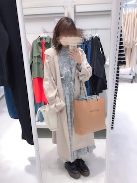 「アイテム（トレンチコート、ベージュ系）」を使った、Komugiさん（レディース・150cm）の冬コーディネート