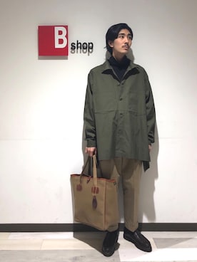「Scye（サイ）のアイテム（パンツ）」を使った、井上翔太郎さん（メンズ・174cm）の冬コーディネート