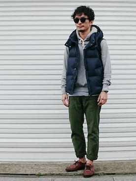 「アイテム（モカシン/デッキシューズ、ブラウン系）」を使った、AKIRAKUBOTAさん（メンズ・171cm）の冬コーディネート