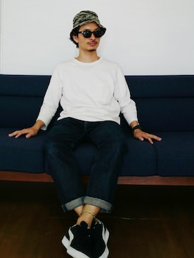 「Levi's（リーバイス）の【LEVI'S】501 ボタンフライ オリジナルフィットストレート（デニムパンツ）」を使った、AKIRAKUBOTAさん（メンズ・171cm）の春コーディネート