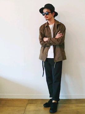 「ADAM ET ROPE'（アダムエロペ）のアイテム（ナイロンジャケット）」を使った、AKIRAKUBOTAさん（メンズ・171cm）の秋コーディネート
