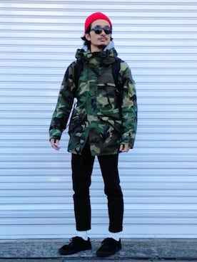 「ficouture（フィクチュール）のアイテム」を使った、AKIRAKUBOTAさん（メンズ・171cm）の秋コーディネート