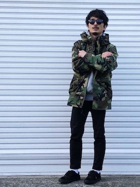 「ficouture（フィクチュール）のアイテム」を使った、AKIRAKUBOTAさん（メンズ・171cm）の冬コーディネート