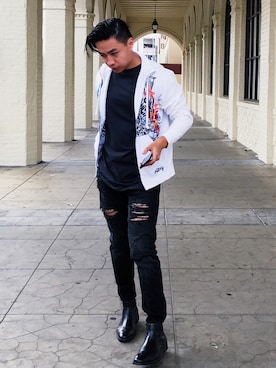 「TOPMAN（トップマン）のアイテム（タンクトップ）」を使った、Andrew Siaさん（メンズ・173cm）の秋コーディネート