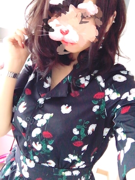 「バラ柄」｜「アイテム（ワンピース/ドレス）」を使った、安梨加(aryunyan)さん（レディース・161cm）の秋コーディネート