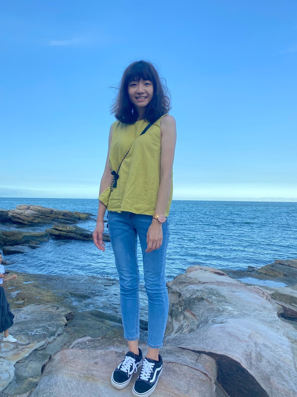 「金山老街」｜「GUのアイテム（トップス、グリーン系）」を使った、Evelyn Hさん（レディース・159cm）の夏コーディネートの1枚目の写真