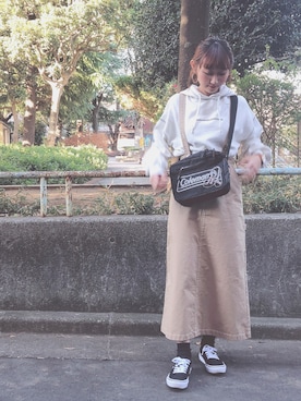 「OZOC（オゾック）のアイテム（パーカー）」を使った、みぃさん（レディース・156cm）の冬コーディネート