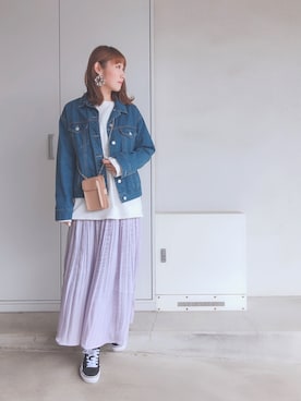 「OZOC（オゾック）のアイテム（財布）」を使った、みぃさん（レディース・156cm）の春コーディネート