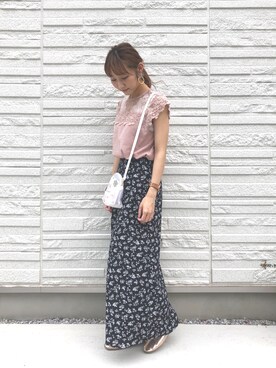 「アイテム（スリッポン、ゴールド系）」を使った、みぃさん（レディース・156cm）の夏コーディネート