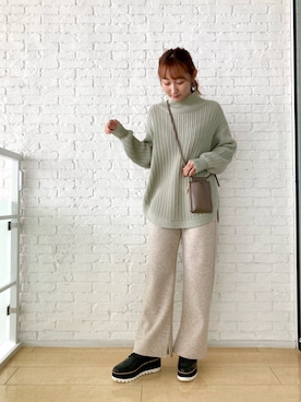 「OZOC（オゾック）のアイテム（ニット/セーター）」を使った、みぃさん（レディース・157cm）の秋コーディネート