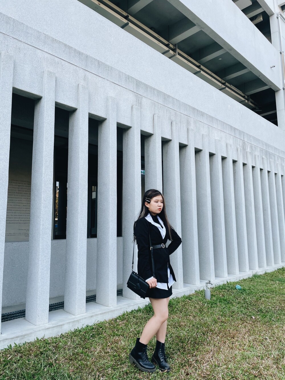 「ootd、街頭穿搭、洋裝、女人味、基礎款、鹽系風格、男友風、黑白搭配、通勤穿搭」｜「UNIQLOのアイテム（テーラードジャケット、ブラック系）」を使った、yinnnsさん（レディース・155cm）の冬コーディネートの1枚目の写真