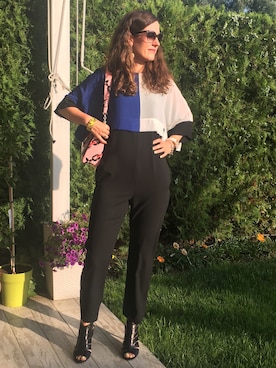 「LouisVuitton」｜「アイテム（ブーティ）」を使った、Gergana Krustevaさん（レディース・170cm）の夏コーディネート