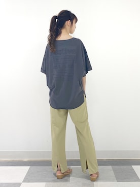 「アイテム（パンツ、イエロー系）」を使った、nahoさん（レディース・166cm）の夏コーディネート