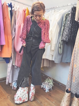 「アイテム（イヤリング）」を使った、千紘さん（レディース・154cm・20代）の秋コーディネート