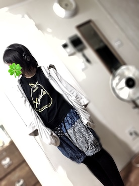 「JBL（ジェイビーエル）のアイテム」を使った、るるたさん（レディース・159cm）の秋コーディネート