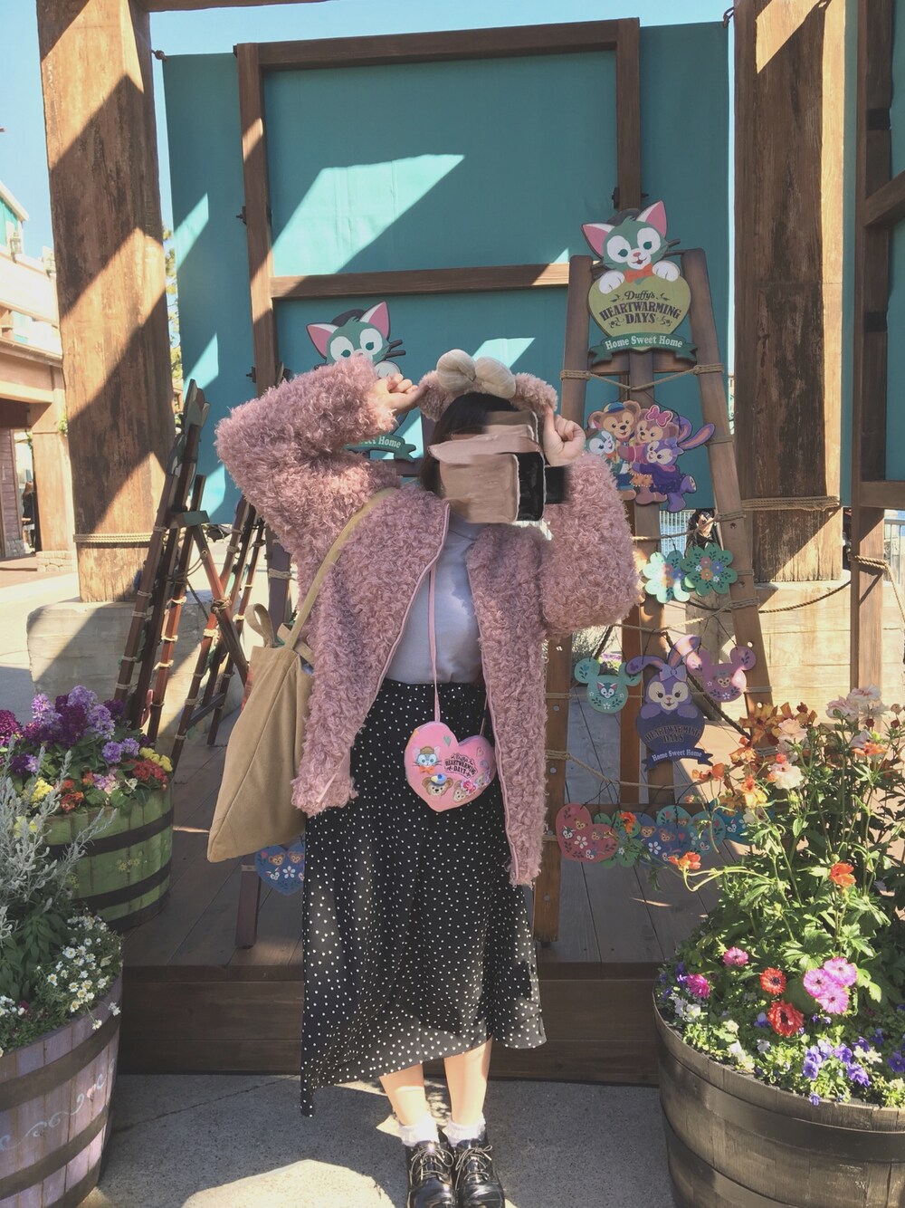 「ディズニー、ディズニーコーデ、シェリーメイ、ドット、プードルコート、くすみピンク」｜「w closetの・【w closet 】カーリーボアブルゾン（その他アウター、ピンク系）」を使った、mayu:)dddさん（レディース・158cm）の夏コーディネートの1枚目の写真