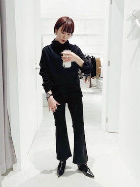 「TOGA PULLA（トーガ　プルラ）のアイテム（ブーツ）」を使った、Hitaka  Mahoさん（レディース・163cm）の冬コーディネート