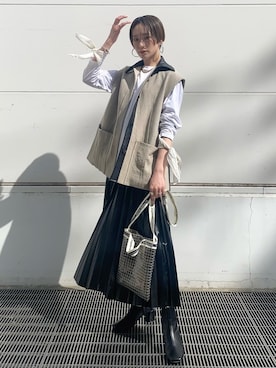 「beautiful people（ビューティフルピープル）の【beautiful people(ビューティフルピープル)】《STUDIOUS別注》ビニールサコッシュバッグ（ショルダーバッグ）」を使った、Hitaka  Mahoさん（レディース・163cm）の春コーディネート