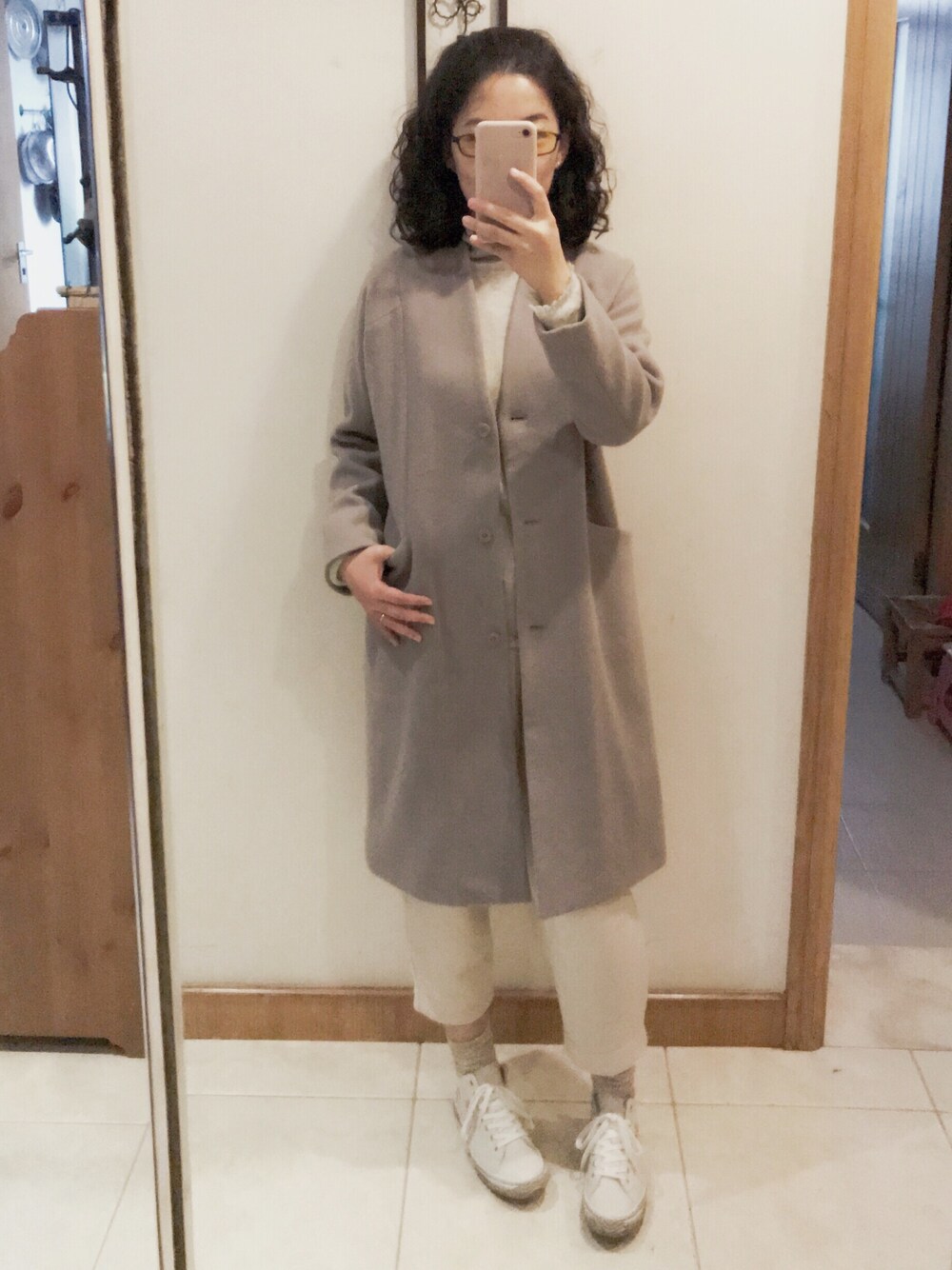 「evam evaのアイテム（ピーコート、グレー系）」を使った、tooさん（レディース・163cm）の秋コーディネートの1枚目の写真