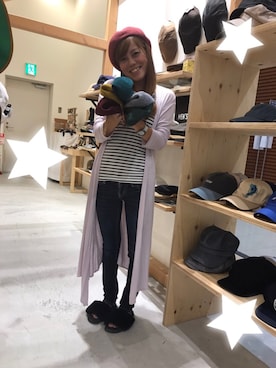 「アイテム（ハンチング/ベレー帽、ピンク系）」を使った、14+ イオンモールむさし村山店 スタッフさん（レディース・160cm）の秋コーディネート