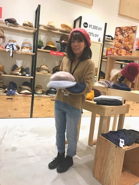 「アイテム（ハンチング/ベレー帽、ピンク系）」を使った、14+ イオンモールむさし村山店 スタッフさん（レディース・160cm）の秋コーディネート