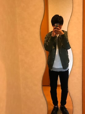 「SENSE OF PLACE by URBAN RESEARCH（センスオブプレイスバイアーバンリサーチ）のアイテム（MA-1）」を使った、ルーさん（メンズ・170cm）の春コーディネート